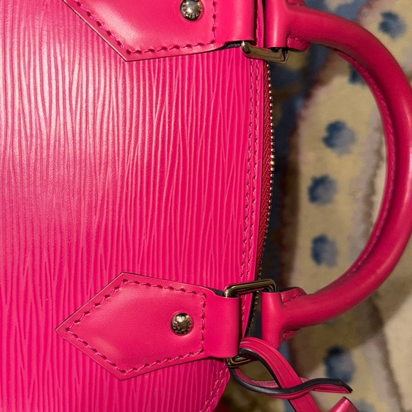 Louis Vuitton Pink Epi Alma BB - Picture 9 of 12